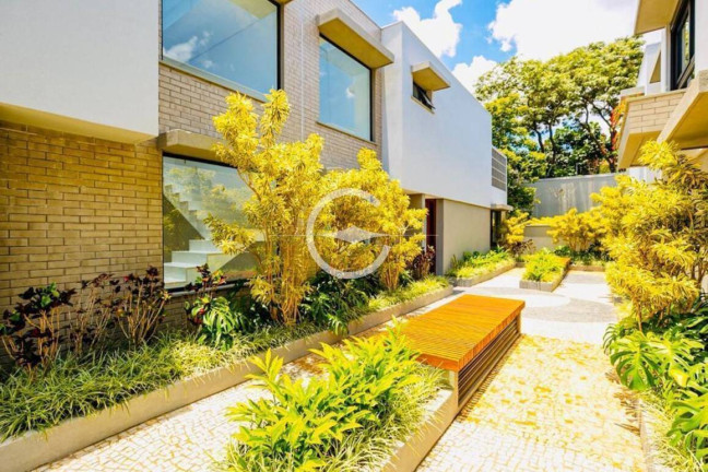 Imagem Casa com 3 Quartos à Venda, 560 m² em Moema - São Paulo