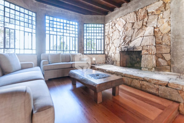 Imagem Casa com 3 Quartos à Venda, 230 m² em Jardim Paulistano - São Paulo Imagem Casa com 3 Quartos à Venda, 230 m² em Jardim Paulistano - São Paulo