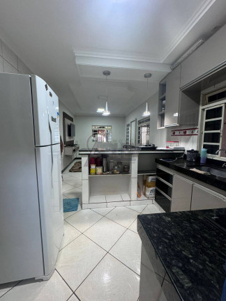 Imagem Casa com 3 Quartos à Venda, 200 m² em Independência - Montes Claros Imagem Casa com 3 Quartos à Venda, 200 m² em Independência - Montes Claros