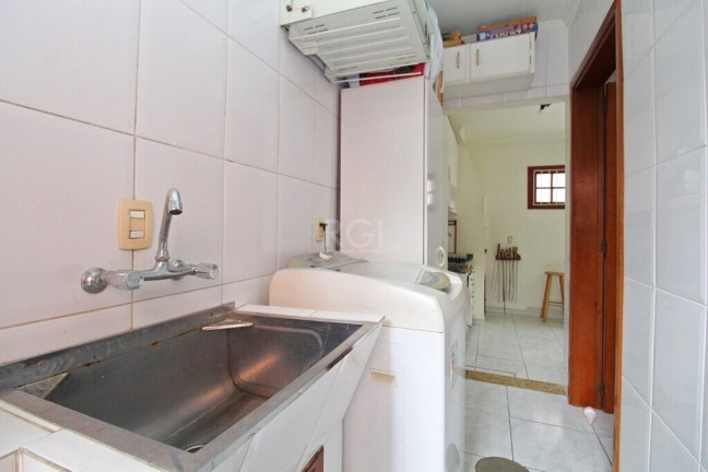 Imagem Casa de Condomínio com 3 Quartos à Venda, 172 m² em Medianeira - Porto Alegre Imagem Casa de Condomínio com 3 Quartos à Venda, 172 m² em Medianeira - Porto Alegre