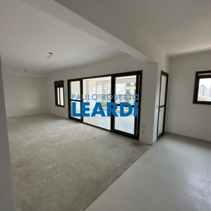 Apartamento com 3 Quartos à Venda, 165 m² em Vila Gilda - Santo André
