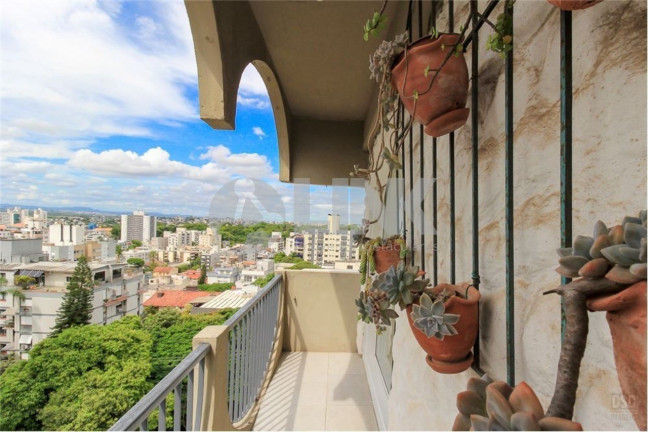 Imagem Imóvel com 4 Quartos à Venda, 113 m² em Higienópolis - Porto Alegre Imagem Imóvel com 4 Quartos à Venda, 113 m² em Higienópolis - Porto Alegre