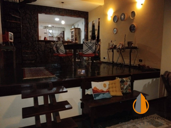 Imagem Casa com 5 Quartos à Venda, 380 m² em Recanto De Itaipuaçu (itaipuaçu) - Maricá Imagem Casa com 5 Quartos à Venda, 380 m² em Recanto De Itaipuaçu (itaipuaçu) - Maricá