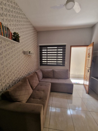 Imagem Casa com 2 Quartos à Venda, 47 m² em Samambaia - Praia Grande Imagem Casa com 2 Quartos à Venda, 47 m² em Samambaia - Praia Grande