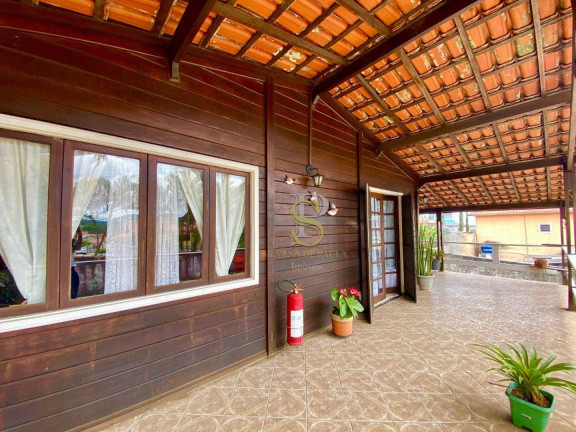 Imagem Casa com 3 Quartos à Venda, 210 m² em Terra Preta - Mairiporã Imagem Casa com 3 Quartos à Venda, 210 m² em Terra Preta - Mairiporã