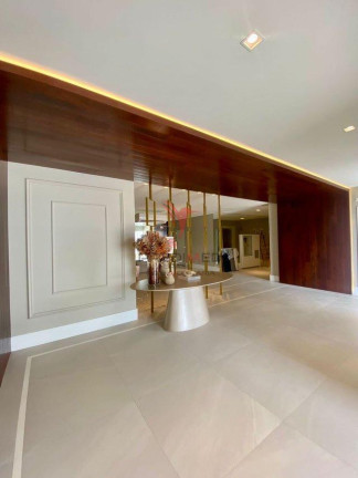 Imagem Cobertura com 2 Quartos à Venda, 164 m² em Meia Praia - Itapema
