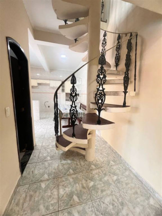 Imagem Casa com 3 Quartos à Venda, 110 m² em Flórida - Praia Grande Imagem Casa com 3 Quartos à Venda, 110 m² em Flórida - Praia Grande