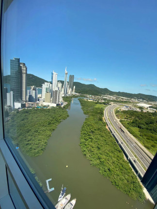 Imagem Apartamento com 4 Quartos à Venda, 220 m² em Barra Sul - Balneário Camboriú