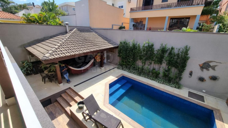 Imagem Casa com 4 Quartos à Venda, 380 m² em Alphaville - Santana De Parnaíba Imagem Casa com 4 Quartos à Venda, 380 m² em Alphaville - Santana De Parnaíba