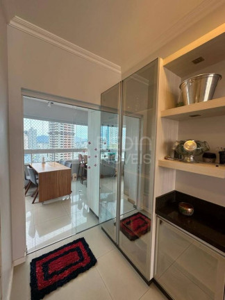 Imagem Apartamento com 3 Quartos à Venda, 120 m² em Centro - Balneário Camboriú