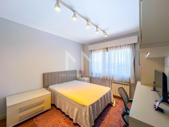 Imagem Apartamento com 3 Quartos à Venda, 243 m² em Rio Branco - Porto Alegre