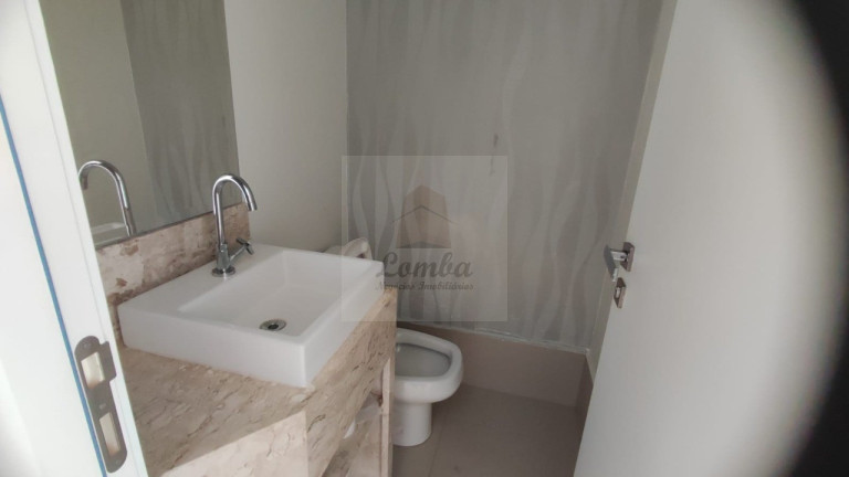 Imagem Casa com 5 Quartos para Alugar, 382 m² em Jardim Itália - Cuiabá