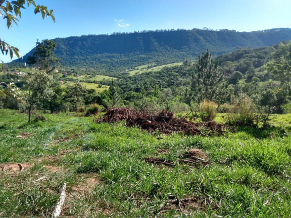 Imagem Imóvel com 3 Quartos à Venda, 126.000 m² em São Marcos - Bofete Imagem Imóvel com 3 Quartos à Venda, 126.000 m² em São Marcos - Bofete