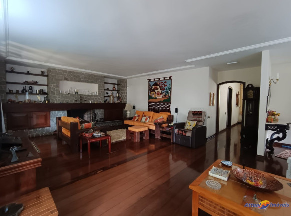 Imagem Casa com 5 Quartos à Venda, 280 m² em Quinta Da Barra - Teresópolis