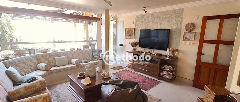 Imagem Casa com 5 Quartos à Venda, 365 m² em Nova Campinas - Campinas Imagem Casa com 5 Quartos à Venda, 365 m² em Nova Campinas - Campinas