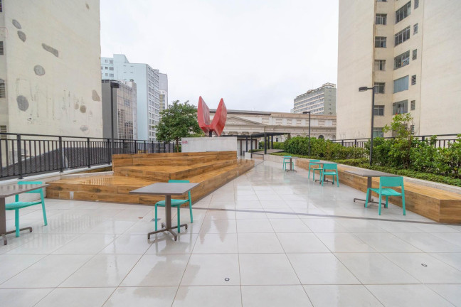 Imagem Apartamento com 1 Quarto para Alugar, 17 m² em Centro - Curitiba Imagem Apartamento com 1 Quarto para Alugar, 17 m² em Centro - Curitiba