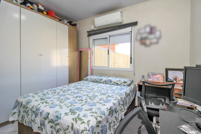 Imagem Casa com 2 Quartos à Venda, 46 m² em Hípica - Porto Alegre Imagem Casa com 2 Quartos à Venda, 46 m² em Hípica - Porto Alegre