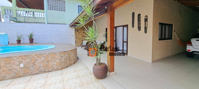 Imagem Sobrado com 4 Quartos à Venda, 246 m² em Jardim Aruan - Caraguatatuba Imagem Sobrado com 4 Quartos à Venda, 246 m² em Jardim Aruan - Caraguatatuba
