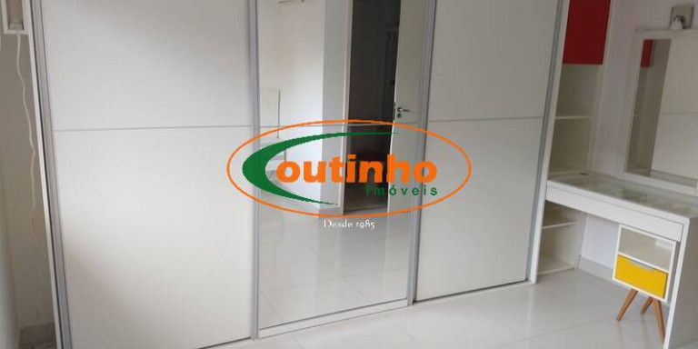 Imagem Casa com 3 Quartos à Venda, 146 m² em Tijuca - Rio De Janeiro Imagem Casa com 3 Quartos à Venda, 146 m² em Tijuca - Rio De Janeiro