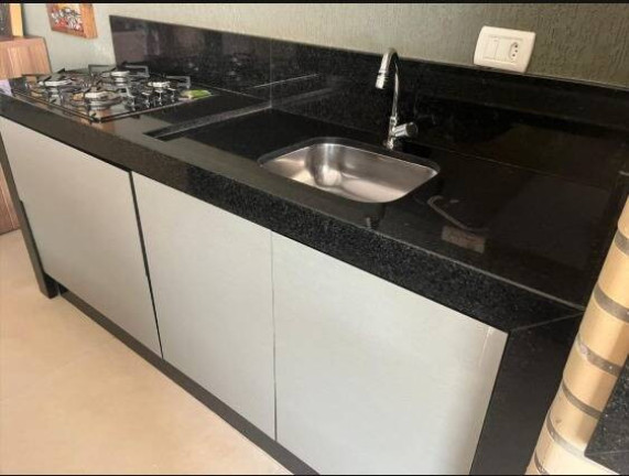 Imagem Sobrado com 4 Quartos para Alugar, em Arapongas Imagem Sobrado com 4 Quartos para Alugar, em Arapongas