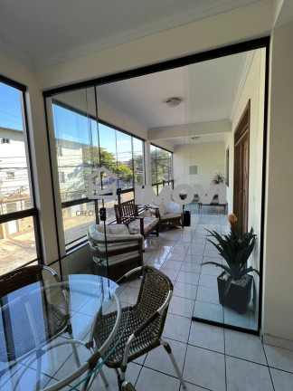 Imagem Casa com 3 Quartos à Venda, 200 m² em Glória - Vila Velha Imagem Casa com 3 Quartos à Venda, 200 m² em Glória - Vila Velha