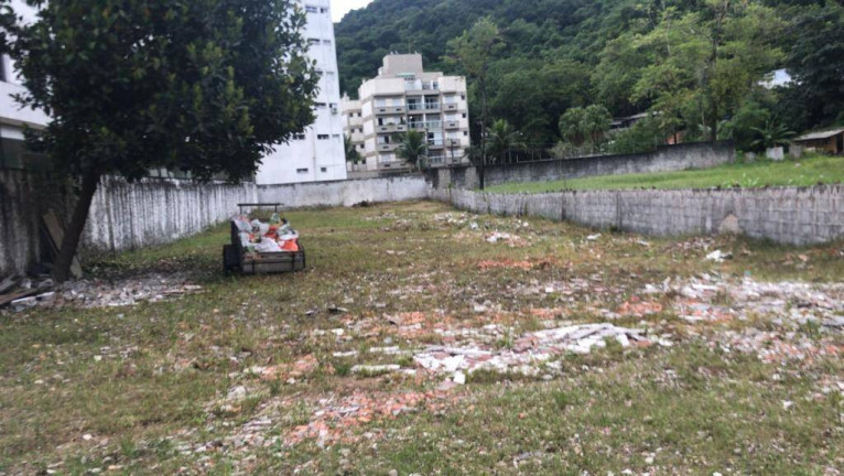 Imagem Terreno à Venda, 1.008 m² em Enseada - Guarujá Imagem Terreno à Venda, 1.008 m² em Enseada - Guarujá
