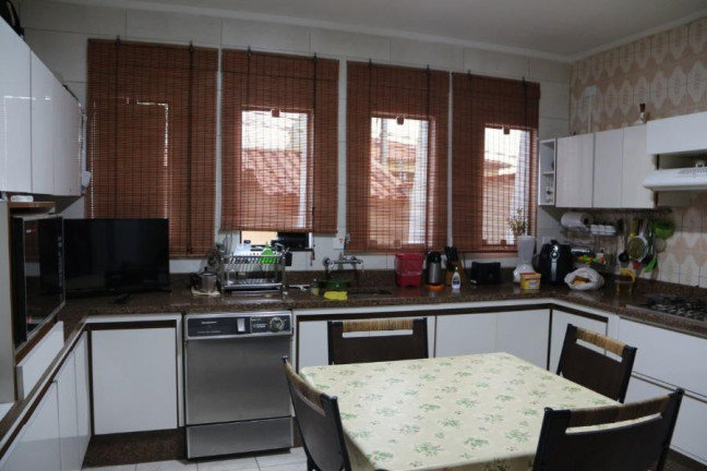 Imagem Sobrado com 3 Quartos para Alugar, 225 m² em Vila Jacuí - São Paulo Imagem Sobrado com 3 Quartos para Alugar, 225 m² em Vila Jacuí - São Paulo