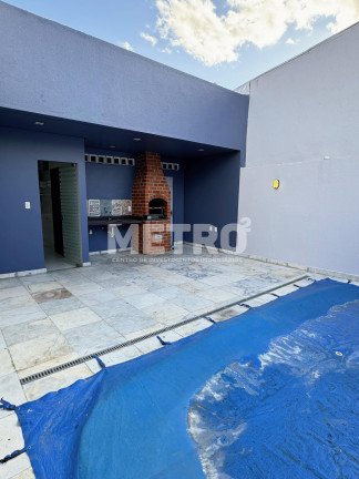 Casa com 3 Quartos à Venda, 260 m² em Cidade Universitária - Petrolina