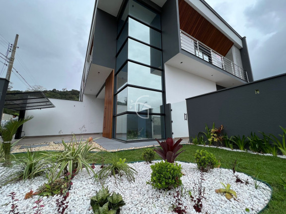 Imagem Casa com 3 Quartos à Venda, 191 m² em Saguaçu - Joinville Imagem Casa com 3 Quartos à Venda, 191 m² em Saguaçu - Joinville