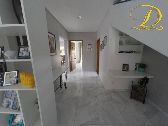 Imagem Casa com 4 Quartos à Venda, 202 m² em Maracanã - Praia Grande Imagem Casa com 4 Quartos à Venda, 202 m² em Maracanã - Praia Grande