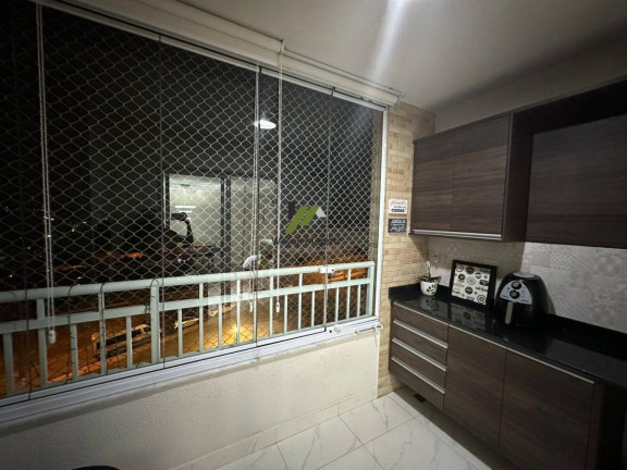 Imagem Apartamento com 3 Quartos à Venda, 79 m²