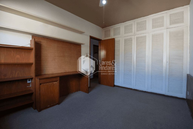 Imagem Casa com 5 Quartos à Venda, 209 m² em Moema - São Paulo Imagem Casa com 5 Quartos à Venda, 209 m² em Moema - São Paulo