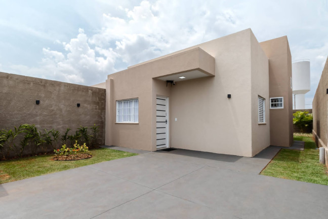 Casa com 3 Quartos à Venda, 76 m² em Vila Adilair - Goianira