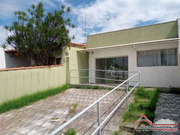 Casa com 3 Quartos para Alugar, 200 m² em Vila Pinheiro - Jacareí