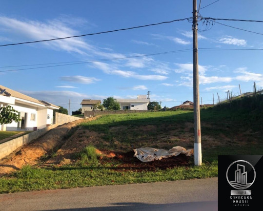 Terreno à Venda, 800 m² em Village Da Serra - Araçoiaba Da Serra