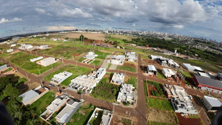 Casa à Venda,  em Vista Linda - Cascavel