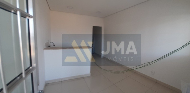 Imagem Kitnet com 1 Quarto para Alugar, 40 m² em Califórnia - Belo Horizonte