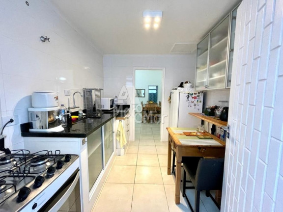 Imagem Casa com 5 Quartos à Venda, 179 m² em Enseada - Guarujá Imagem Casa com 5 Quartos à Venda, 179 m² em Enseada - Guarujá