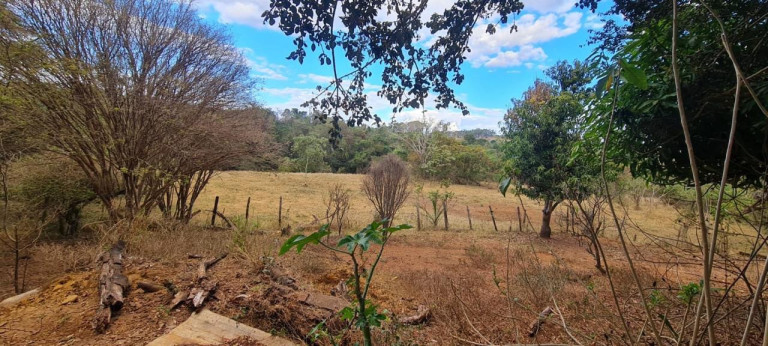 Imagem Imóvel com 3 Quartos à Venda, em Patrocinio Paulista - Patrocínio Paulista Imagem Imóvel com 3 Quartos à Venda, em Patrocinio Paulista - Patrocínio Paulista