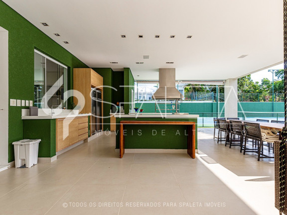 Imagem Sobrado com 7 Quartos à Venda, em Praia De Pernambuco - Guarujá Imagem Sobrado com 7 Quartos à Venda, em Praia De Pernambuco - Guarujá
