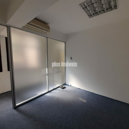 Imóvel Comercial à Venda ou Locação, 150 m² em Vila Olímpia - São Paulo