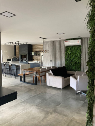 Imagem Casa com 5 Quartos à Venda, 233 m² em Ninho Verde I - Porangaba