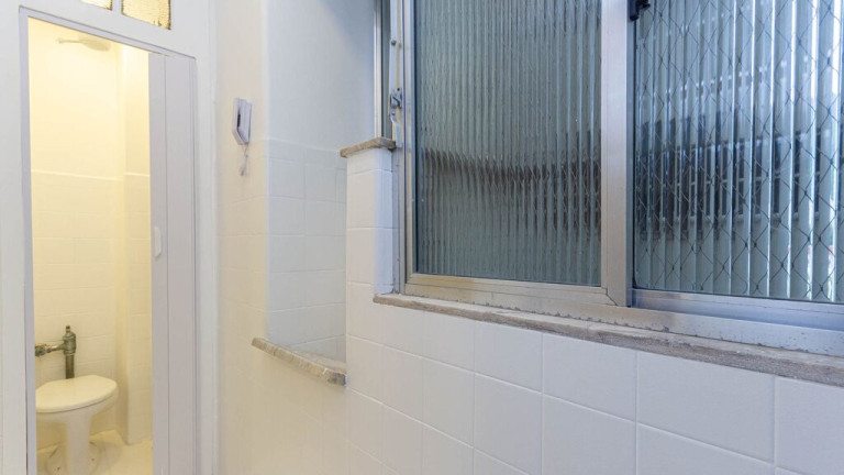 Imagem Apartamento com 1 Quarto à Venda, 46 m² em Humaitá - Rio De Janeiro Imagem Apartamento com 1 Quarto à Venda, 46 m² em Humaitá - Rio De Janeiro