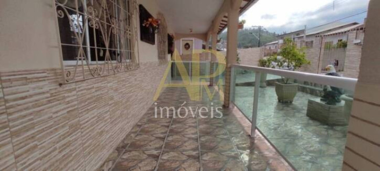 Imagem Casa com 3 Quartos à Venda, 250 m² em Jardim Janaína - Biguaçu Imagem Casa com 3 Quartos à Venda, 250 m² em Jardim Janaína - Biguaçu
