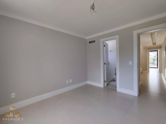 Imagem Casa de Condomínio com 5 Quartos à Venda, 380 m² em Barra Da Tijuca - Rio De Janeiro Imagem Casa de Condomínio com 5 Quartos à Venda, 380 m² em Barra Da Tijuca - Rio De Janeiro