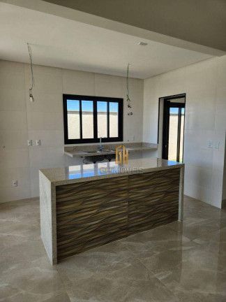 Imagem Casa com 4 Quartos à Venda, 210 m² em Residencial Goiânia Golfe Clube - Goiânia Imagem Casa com 4 Quartos à Venda, 210 m² em Residencial Goiânia Golfe Clube - Goiânia