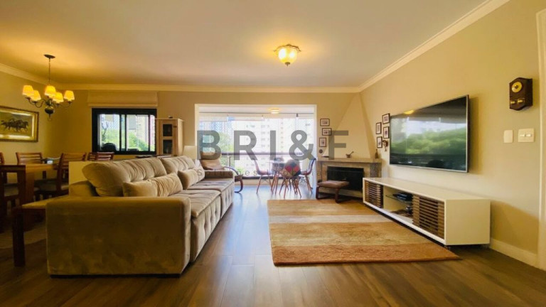 Apartamento com 3 Quartos à Venda, 125 m² em Moema - São Paulo