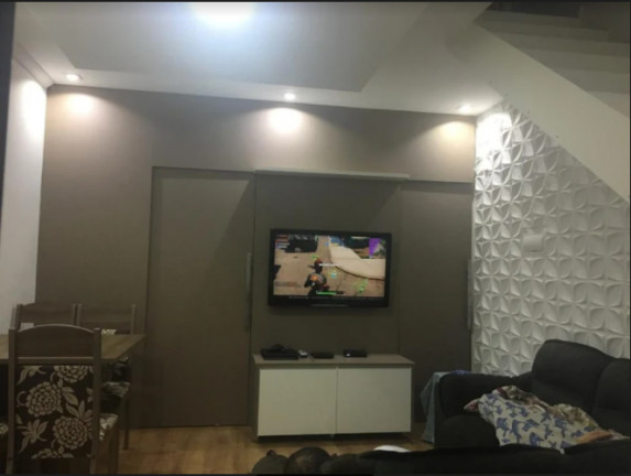 Imagem Casa com 2 Quartos à Venda, 60 m² em água Espraiada - Cotia
