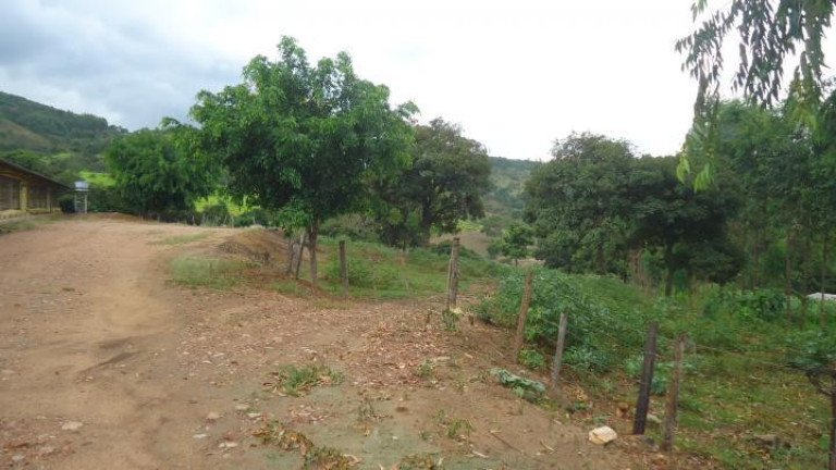 Imagem Fazenda à Venda, 60 m² em Azurita - Mateus Leme Imagem Fazenda à Venda, 60 m² em Azurita - Mateus Leme