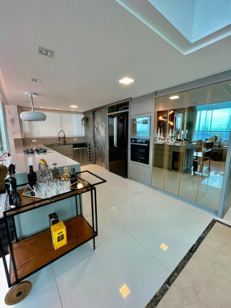 Imagem Apartamento com 7 Quartos à Venda, 600 m² em Centro - Balneário Camboriú Imagem Apartamento com 7 Quartos à Venda, 600 m² em Centro - Balneário Camboriú
